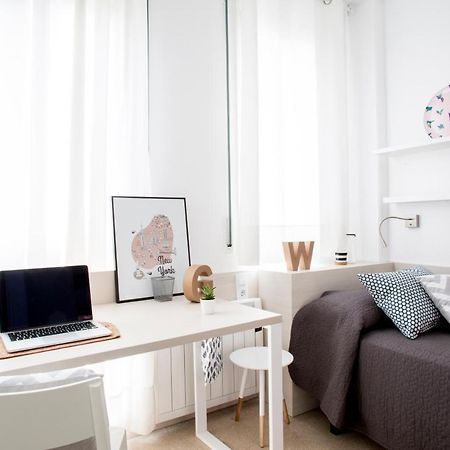 Residencia Universitaria Resa Francesc Giralt I Serra Terrassa Dış mekan fotoğraf